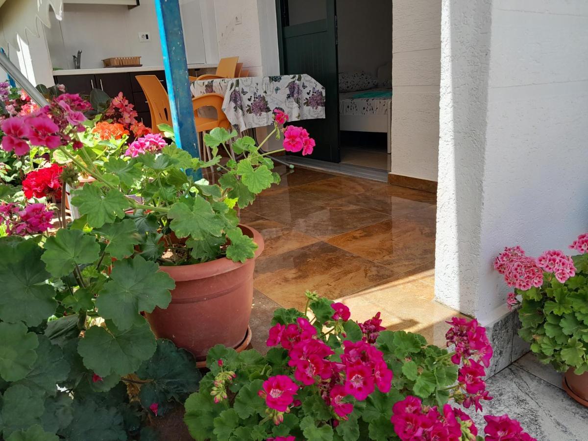 קסאמיל Apartments Denis מראה חיצוני תמונה