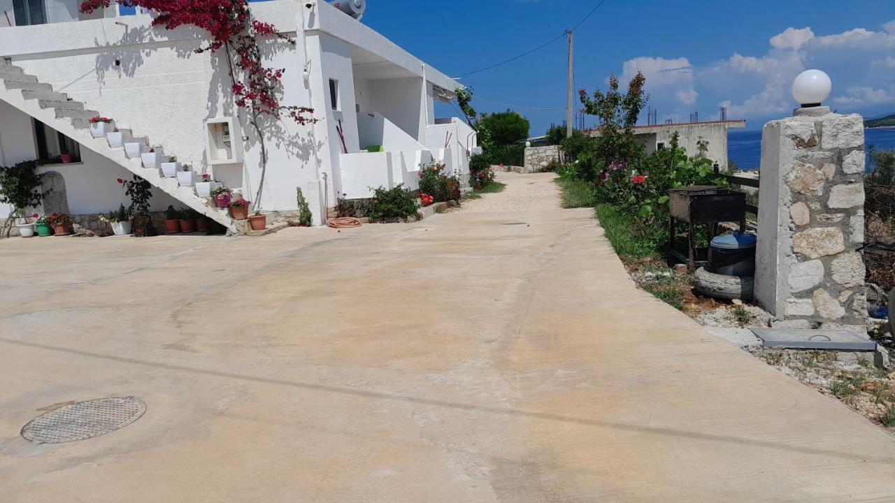 קסאמיל Apartments Denis מראה חיצוני תמונה